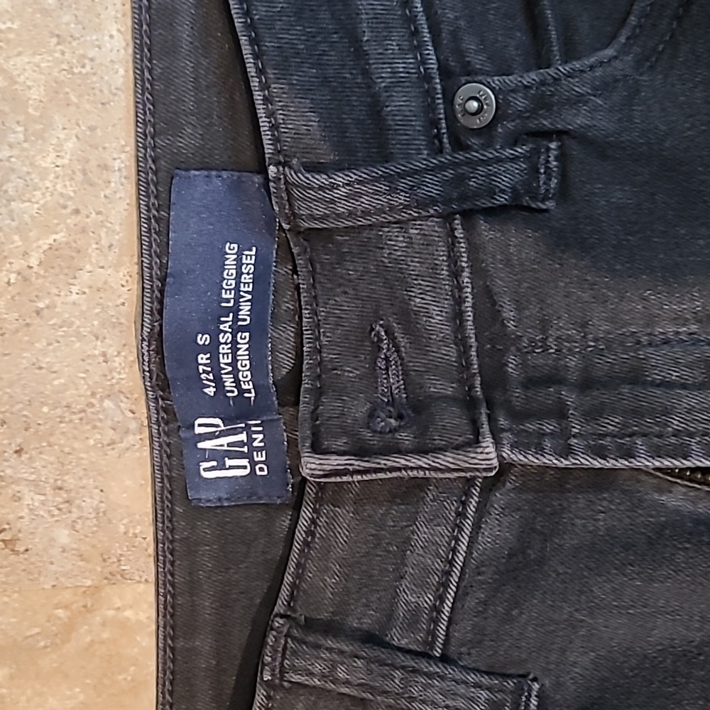 Gap jeans size 4 - 27R black legging - Picture 4 of 6